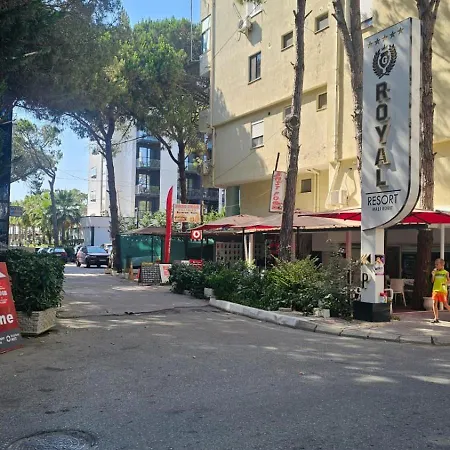 Vega 1 * Golem (Tirana)